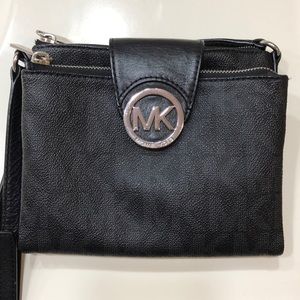 Michael Kors Leather Fulton Crossbody Purse